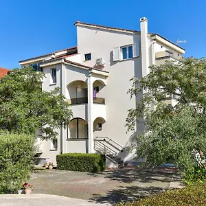 Melia Apartment